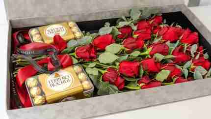 Red Roses with Chocolates Luxury Velvet Box